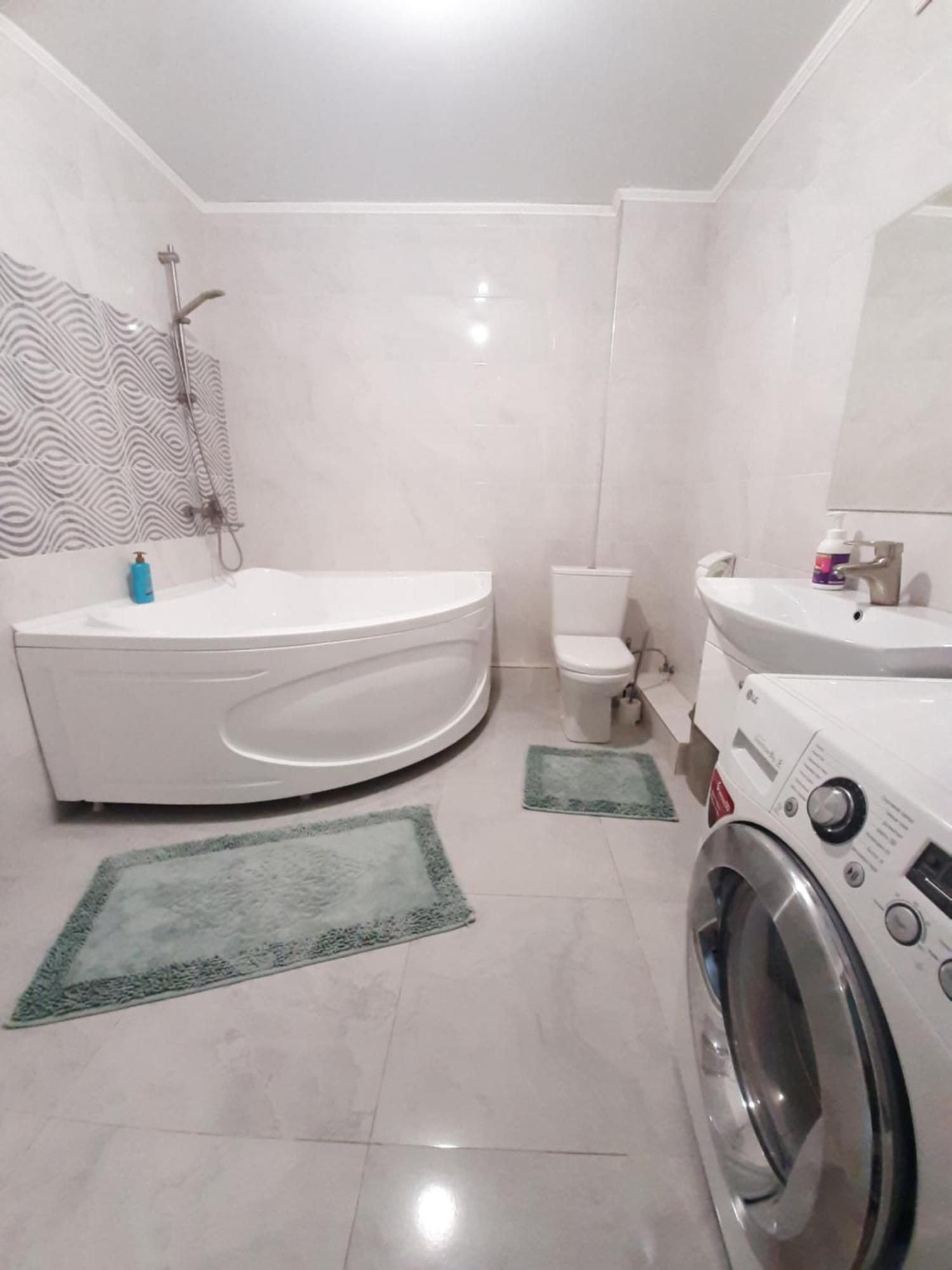 Comfortable Apartment Bishkek Exterior photo